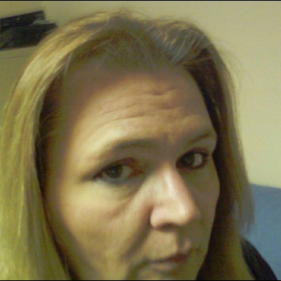 Meet your Posher, Anna - Picture 1 of 1